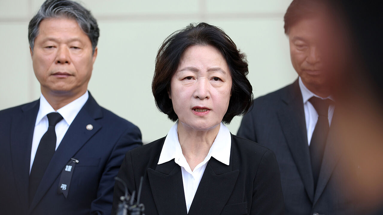 추미애 '사과 바라니 사과한다' 발언에…